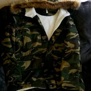 Camo womens jacket